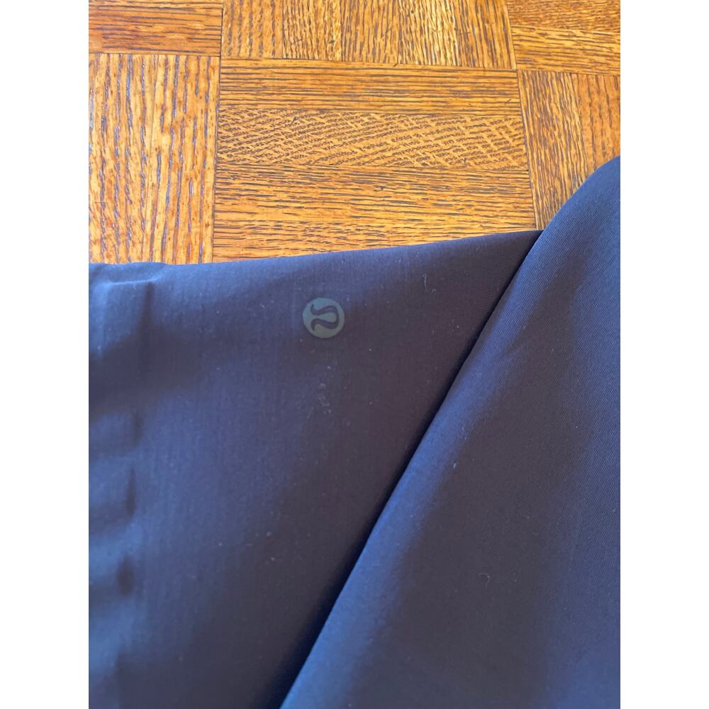 Lululemon Smooth Spacer Hoodie Emboss Black size 2 - Picture 7 of 7